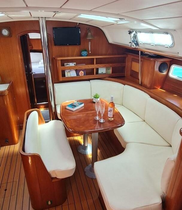 Erika | Oceanis Clipper 411 photo 3