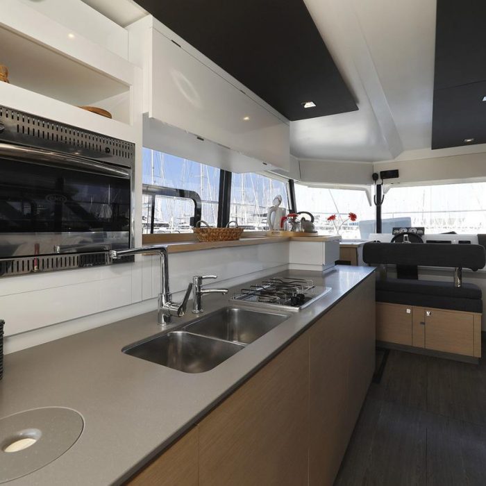 Marketka | Fountaine Pajot MY 37 photo 19