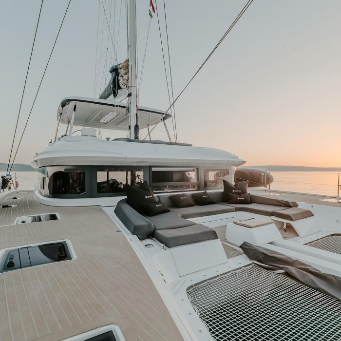 TRIWING OSSUS | Lagoon 55 photo 1