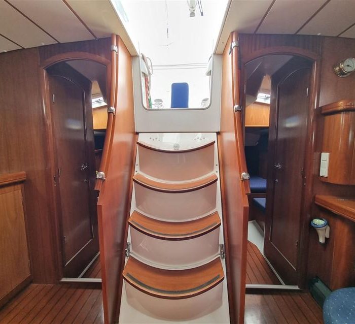 White Lady | Beneteau 50 photo 8