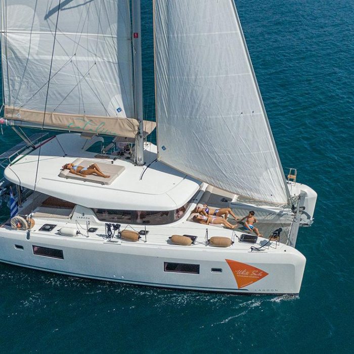 Catalina | A/C generator watermaker | Lagoon 42 photo 2