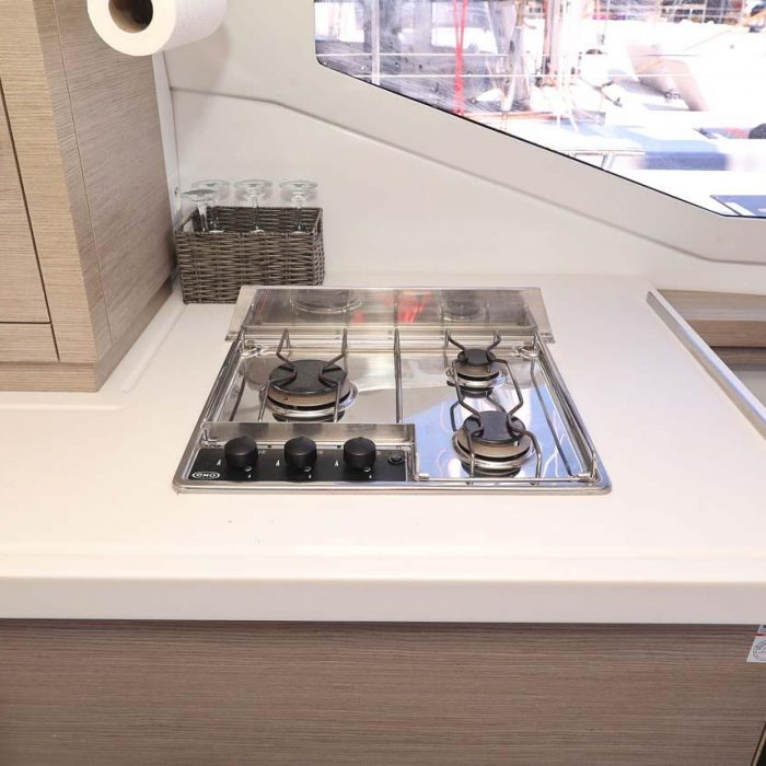 Canopus | Fountaine Pajot LUCIA 40 photo 23