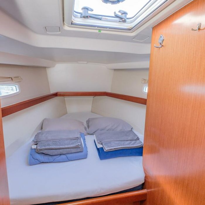 Belamour | Oceanis 43 photo 19
