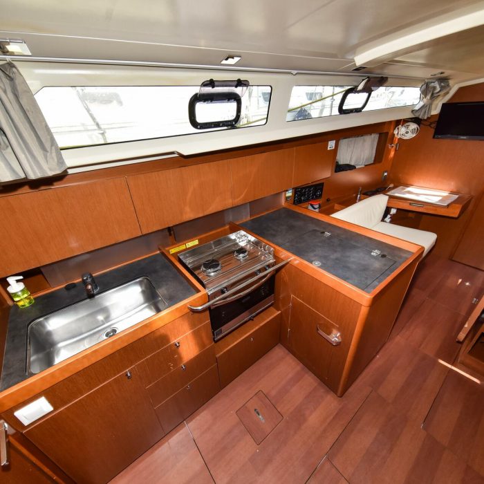 4Play | Oceanis 41.1 photo 16