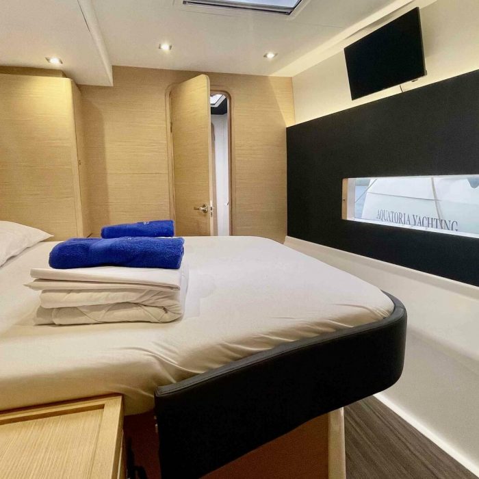 Nirvana | Dufour Catamaran 48 photo 37