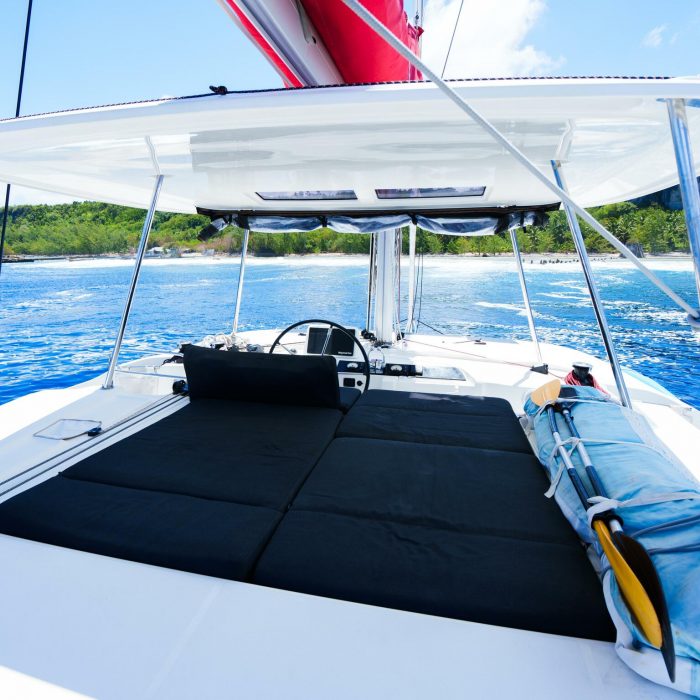 Premium | Lagoon 46 photo 1