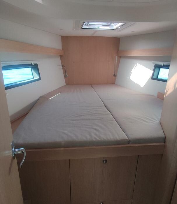 Celestia | Bavaria C42 photo 4
