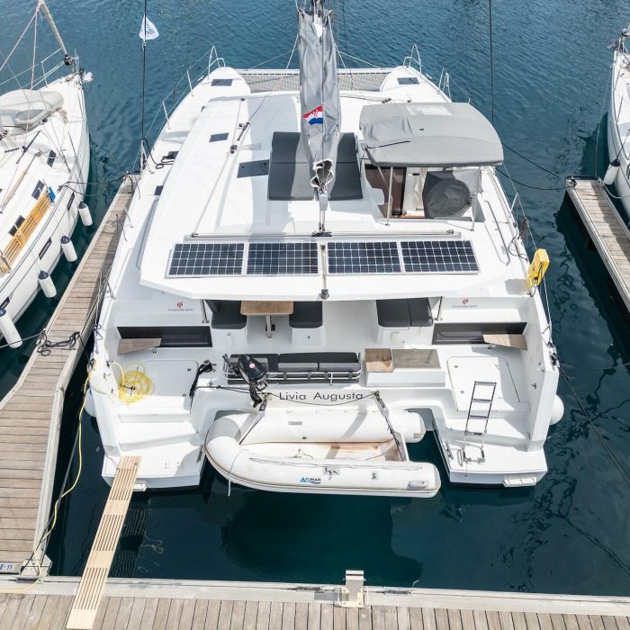 Livia Augusta | Fountaine Pajot Astrea 42 photo 3