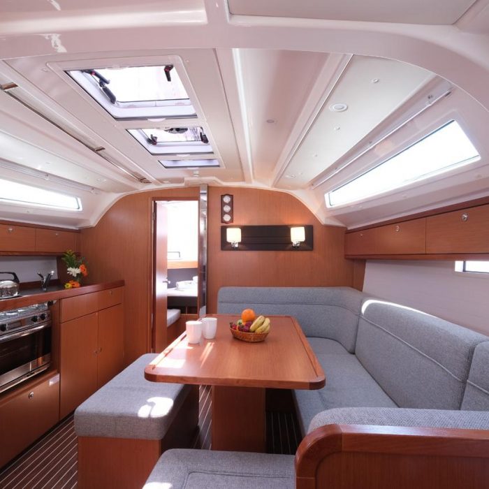 Arwen | Bavaria Cruiser 41 photo 11