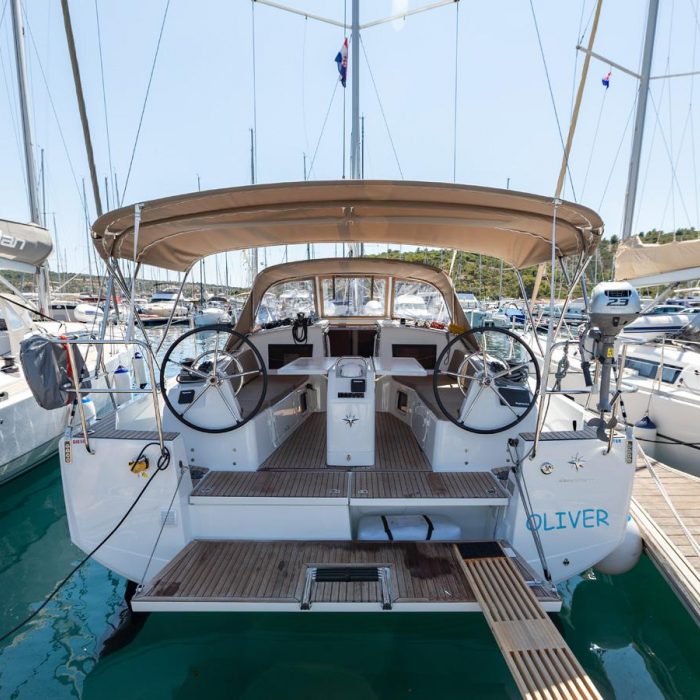 OLIVER new 2025 (air condition, solar panels) | Sun Odyssey 410 photo 3