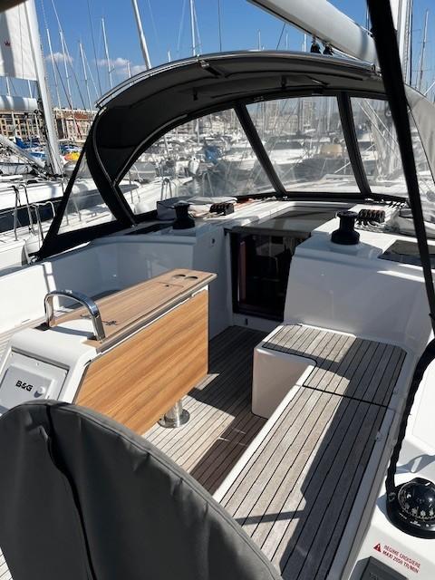 Ulysse 1 | Bavaria C42 photo 2
