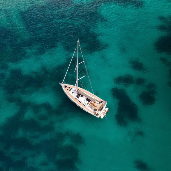 Asteria | Dufour 41 photo 9