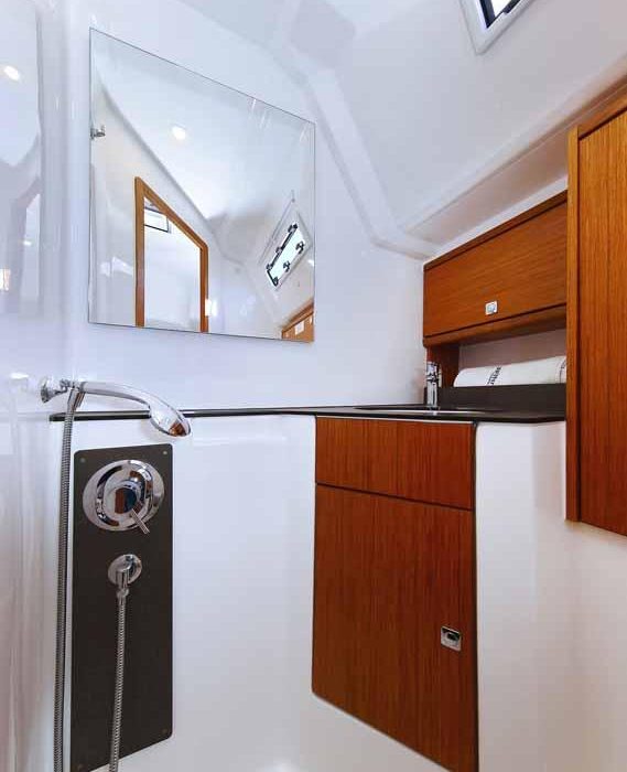 Viribus Unitis | Bavaria Cruiser 46 photo 19