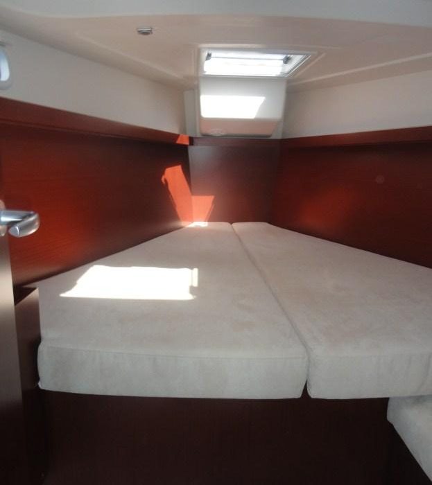 Riana | Hanse 385 photo 13