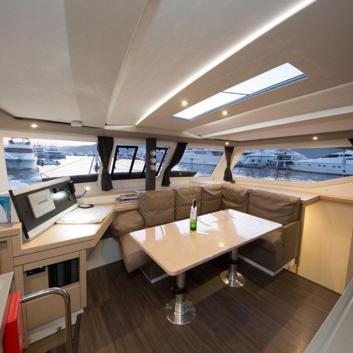 Sunrise | Fountaine Pajot LUCIA 40 photo 2
