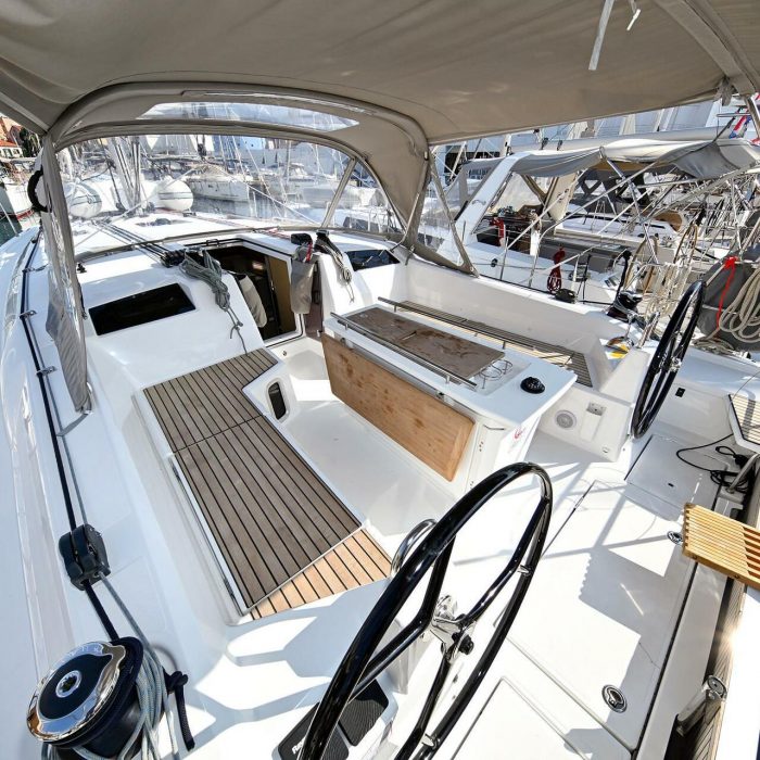 Orion | Oceanis 40.1 photo 3