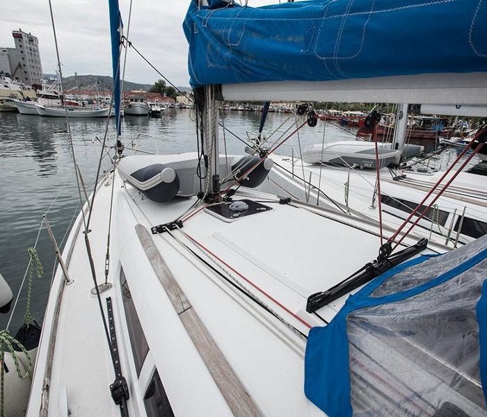 Izella | Sun Odyssey 36i photo 1 Izella | Sun Odyssey 36i photo 1