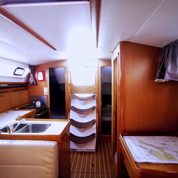 Mia | Sun Odyssey 36i photo 13