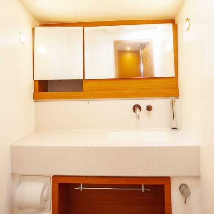 Sarpico | Dufour 470 photo 17