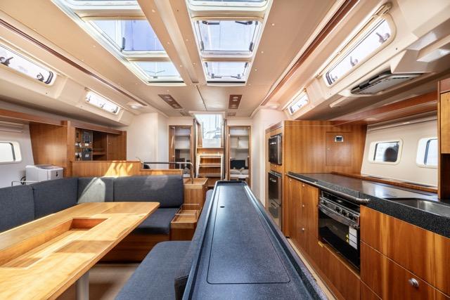 Premium | Hanse 575 photo 10