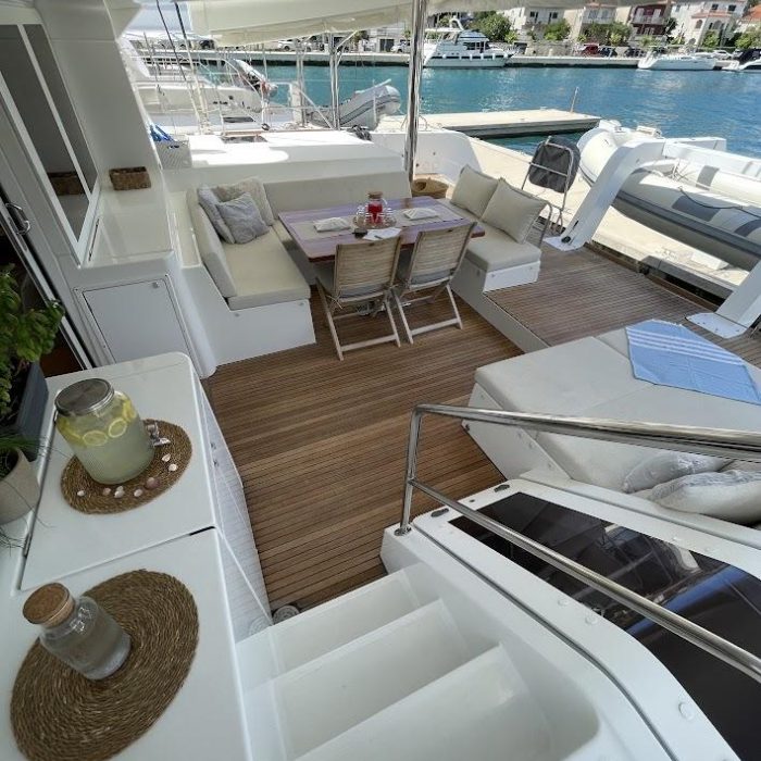 DISCOVERY I | Lagoon 52F photo 23