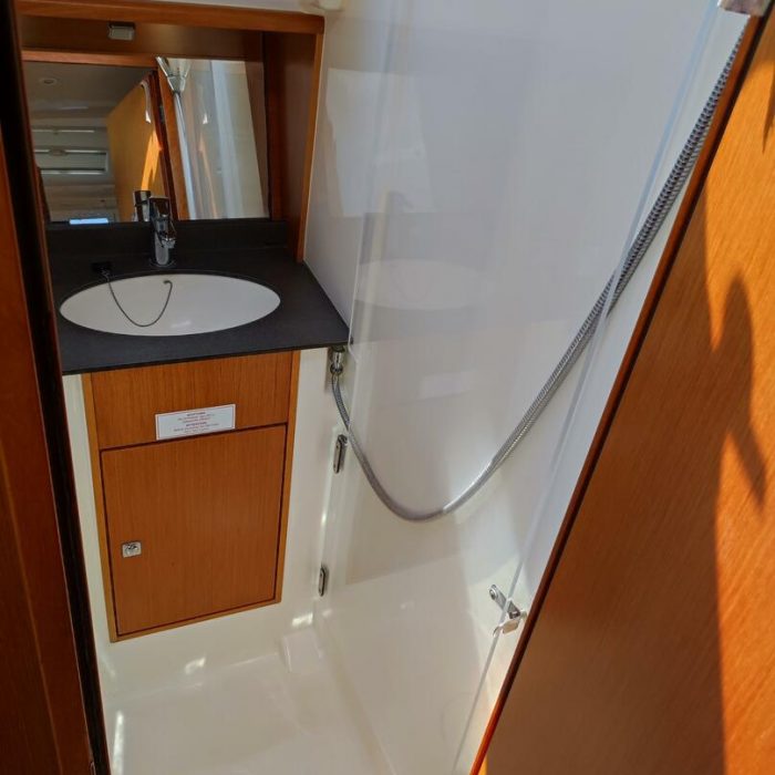Ioli | Bavaria Cruiser 41 photo 5 Ioli | Bavaria Cruiser 41 photo 5