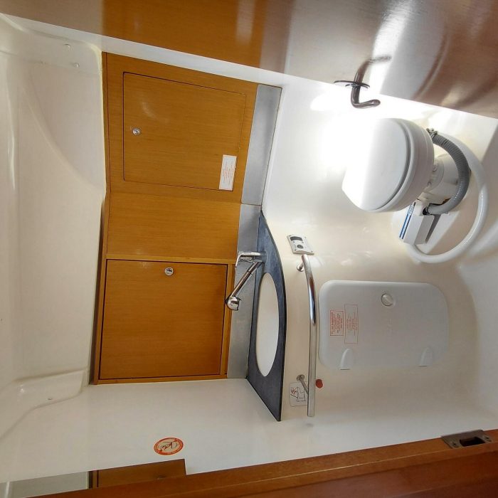 Beta | Bavaria 43 Cruiser photo 21 Beta | Bavaria 43 Cruiser photo 21