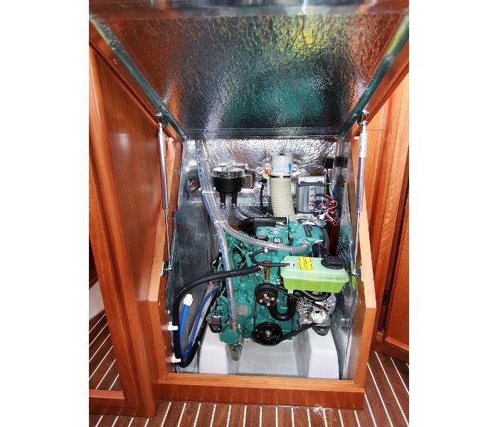 Bella | Bavaria Cruiser 34 photo 10