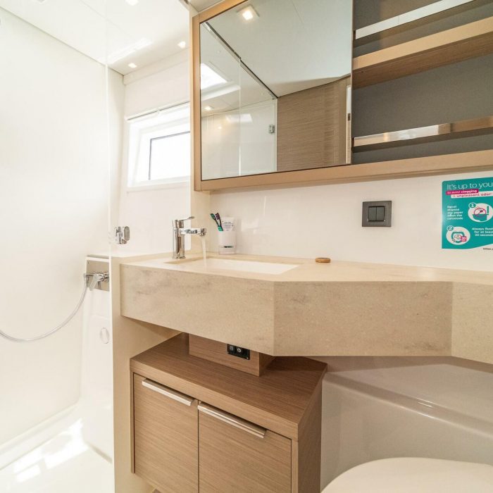 White Pearl | Lagoon 46 photo 43