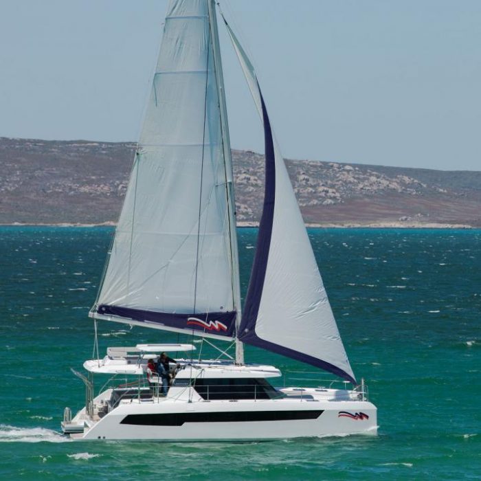Moorings 4200/4 Club | Leopard 42 photo 4