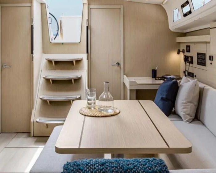 Moorings 42.3 Exclusive | Oceanis 40.1 photo 4