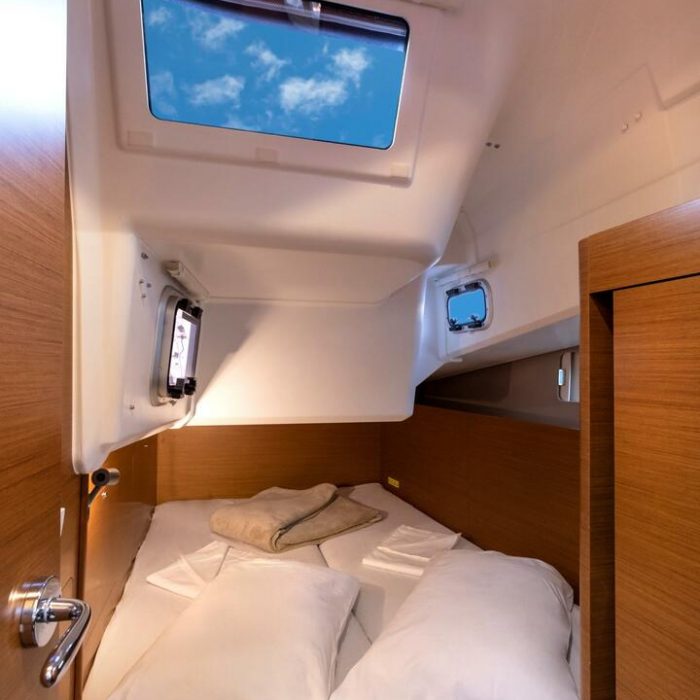 Eumephe - Standard line | Sun Odyssey 410 photo 10