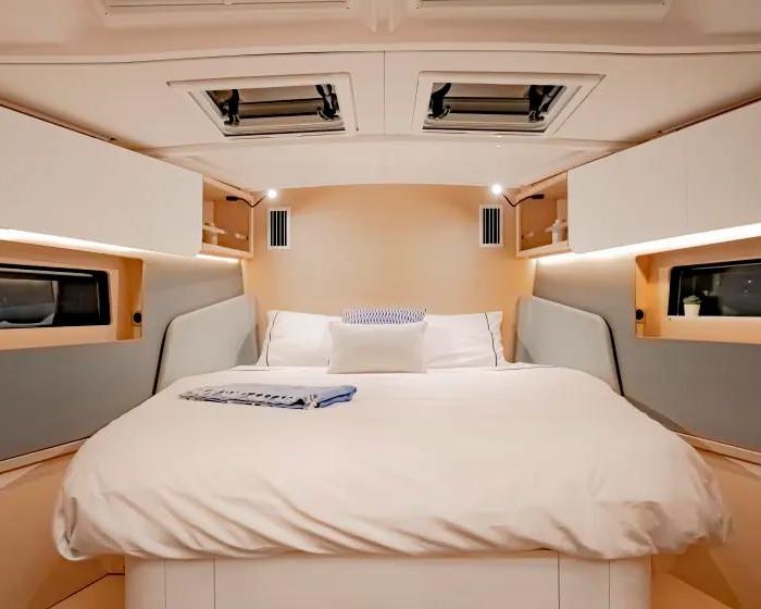 Moorings 44.3 Exclusive Plus | Dufour 44 photo 5