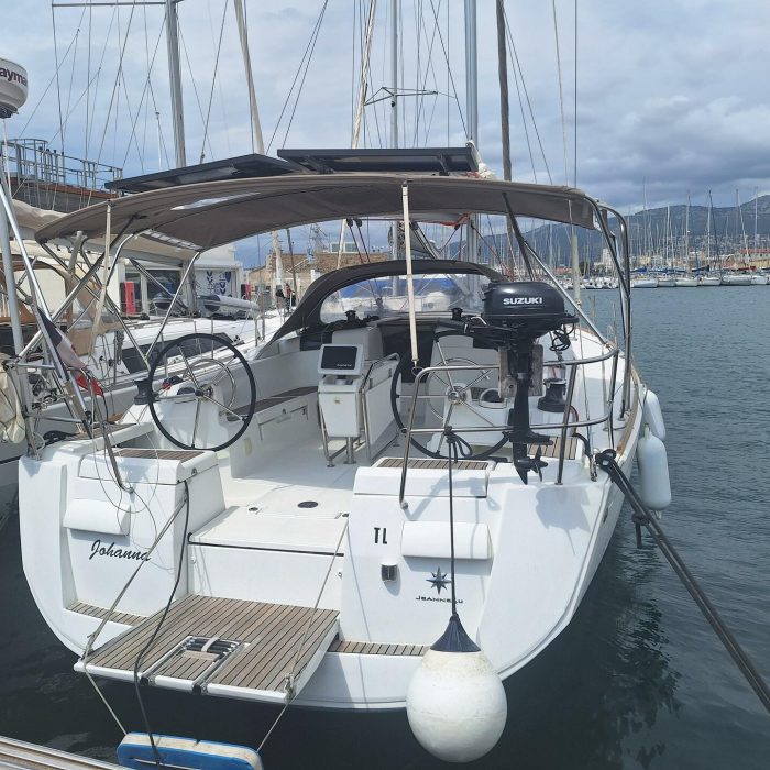 Johanna | Sun Odyssey 439 photo 3