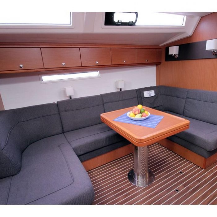 Maximum | Bavaria Cruiser 56 photo 9