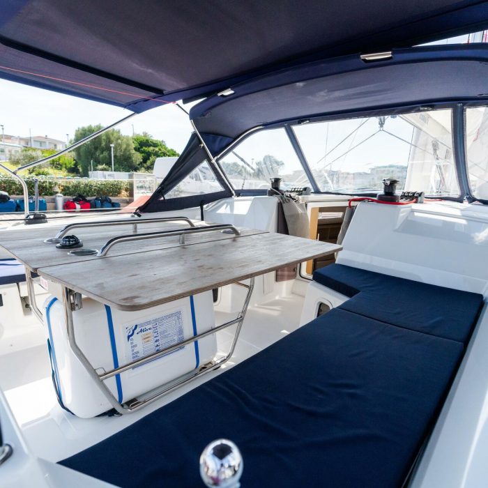 Oneiros - Comfort line | Oceanis 40.1 photo 6