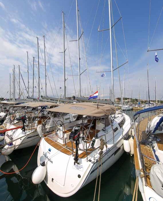 Bella Angelina | Bavaria Cruiser 37 photo 9