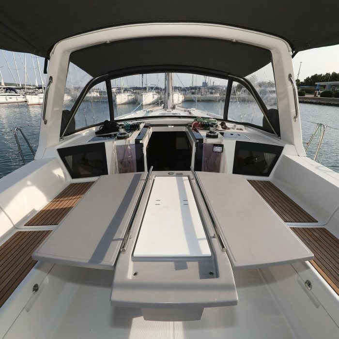 Zephyra | Oceanis 45 photo 4