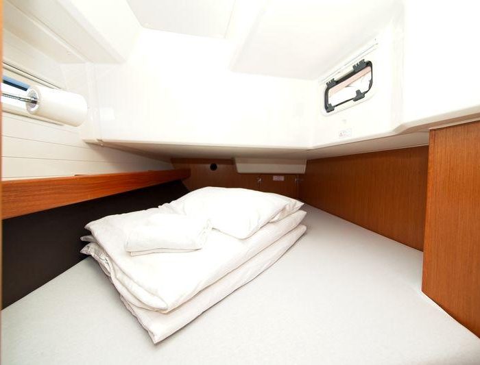 MH 74 | Bavaria Cruiser 41 photo 14