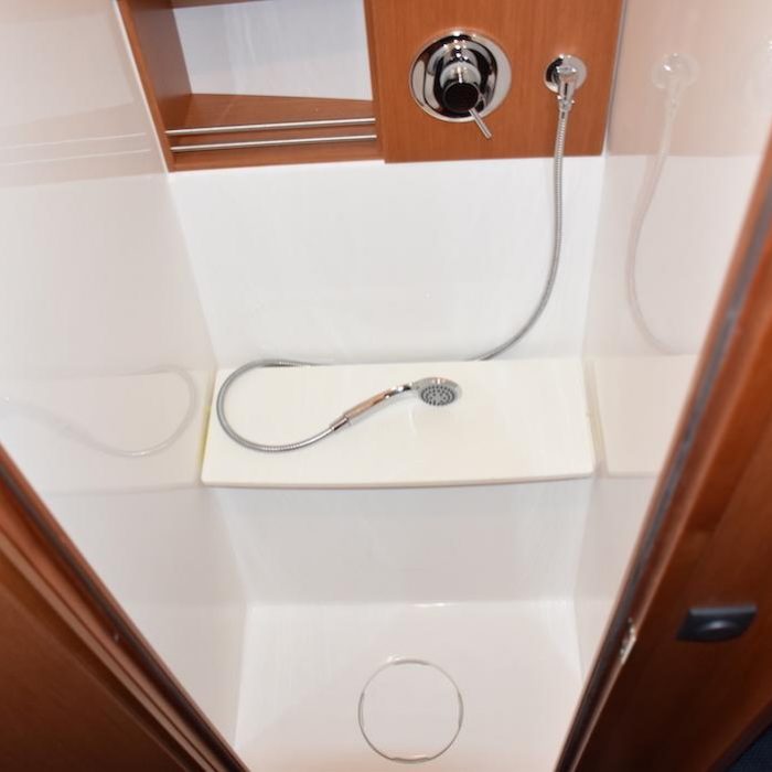 Malbec | Bavaria Cruiser 46 photo 12