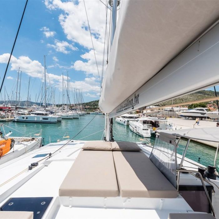 Sunny Wave | Fountaine Pajot Saona 47 Quintet photo 13