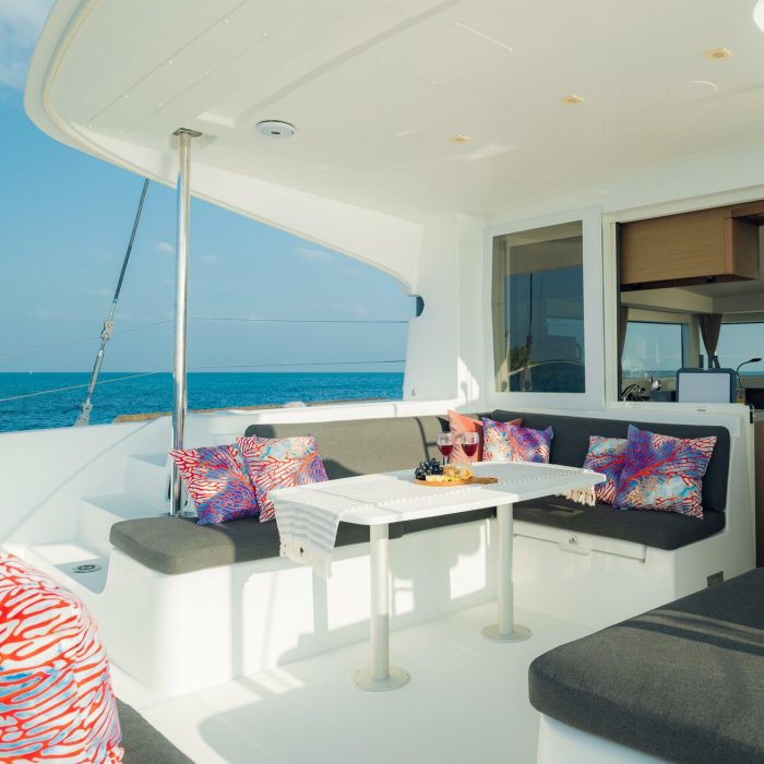 Sail La Vie | Lagoon 40 photo 9