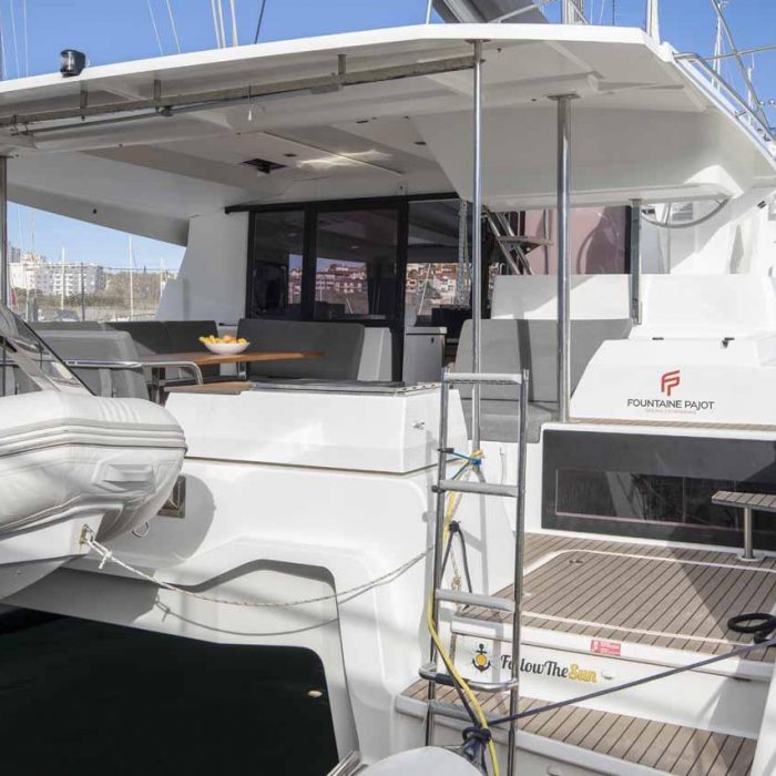 Follow the Sun | Fountaine Pajot Astrea 42 photo 4