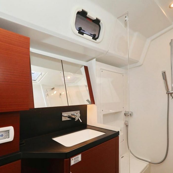 I'm Alone | Hanse 460 - 4 cab. photo 25