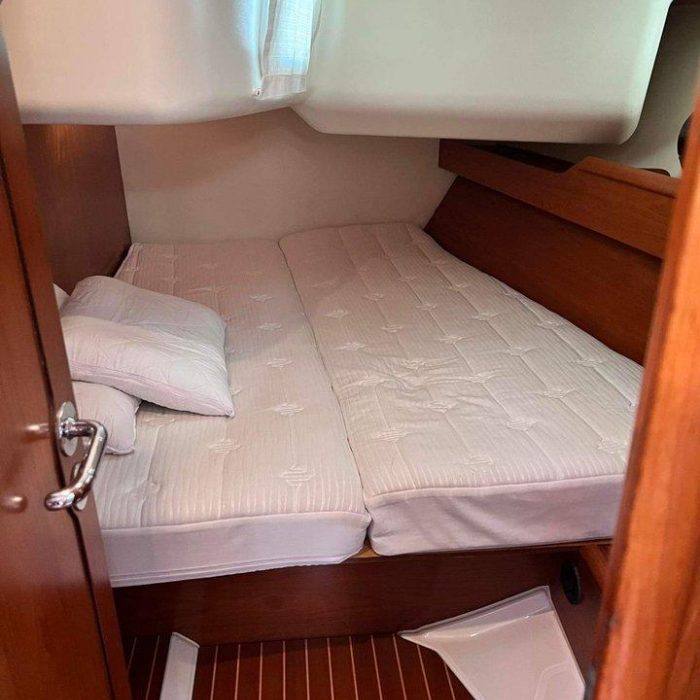 Family | Sun Odyssey 49 photo 9