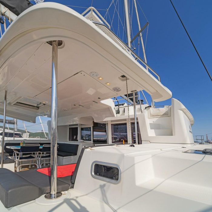 Cassiopeia II | Lagoon 450 Fly photo 6
