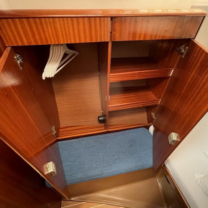 Classic | Bavaria 44 photo 19