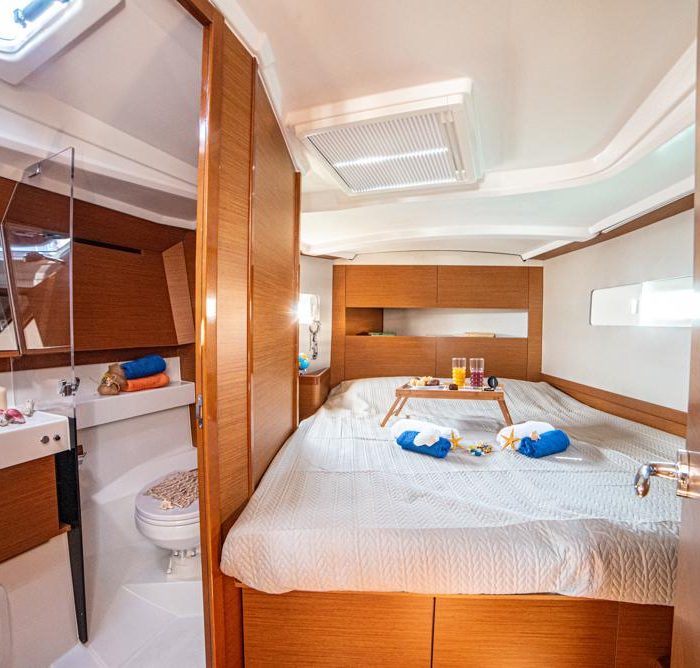 Marianna | Sun Odyssey 410 photo 63