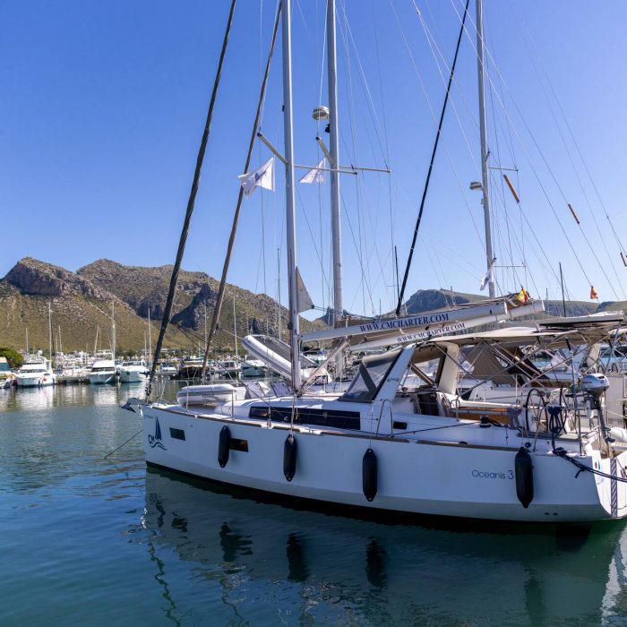 Moin | Oceanis 38 photo 10 Moin | Oceanis 38 photo 10