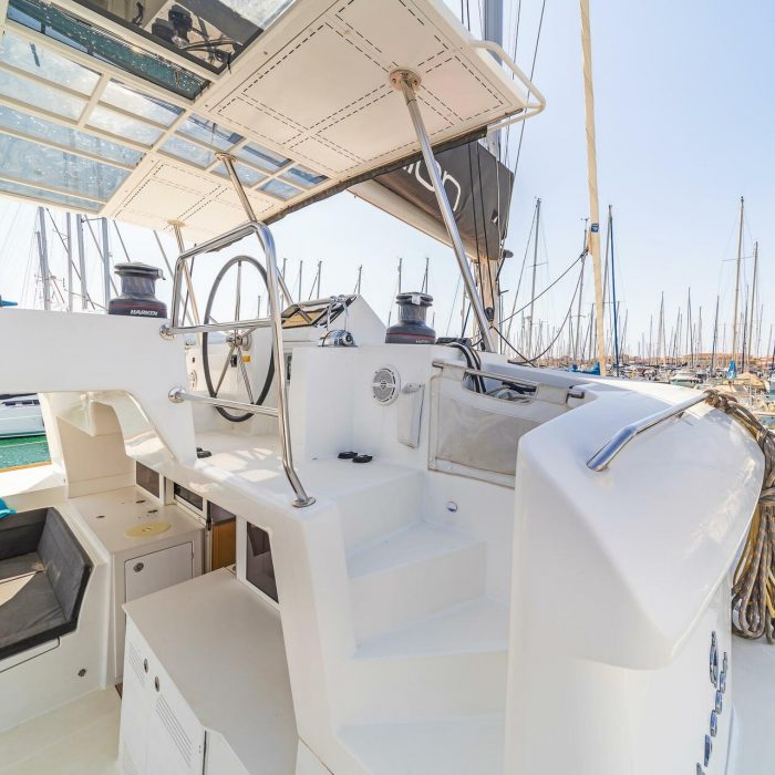Caretta Nana | Lagoon 450 Fly photo 7